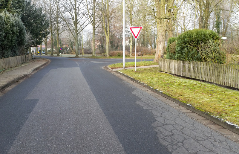 Sicht aus Fahrtrichtung Am Loh